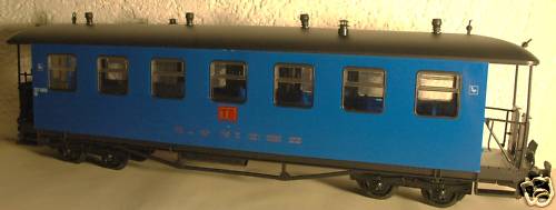 china_pers_wagen_blauw