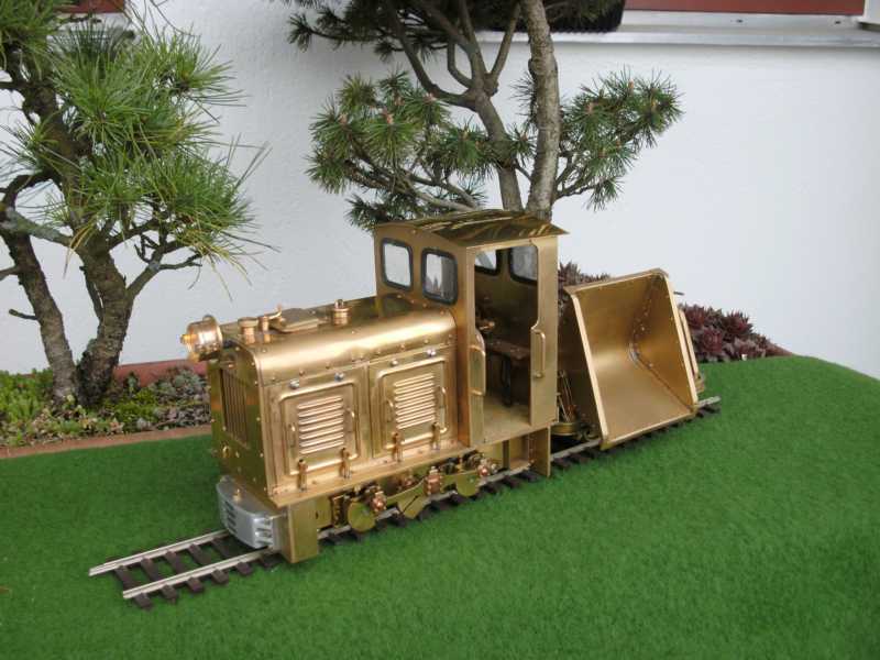K800_Feldbahnlok_mit_Kipplore_020