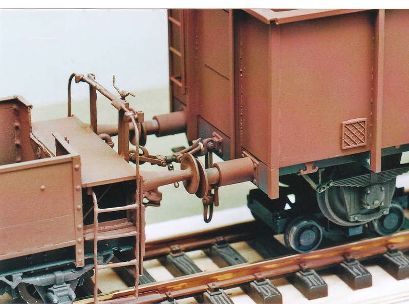 zw085