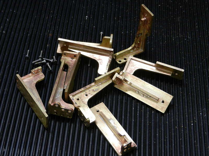 Aufbauhalter