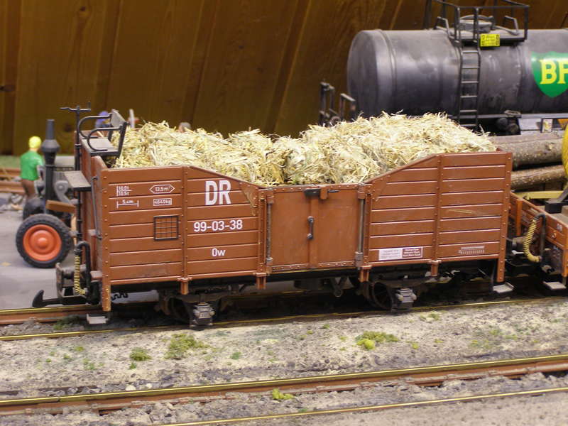 Strohballen für den Bettgestellwagen