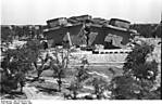 3971Bundesarchiv_Bild_183-M1203-316_Berlin_gesprengter_Bunker_im_Friedrichshain.jpg