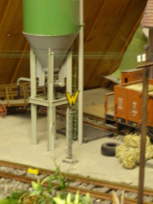 Raniersignal und Düngemittelsilo