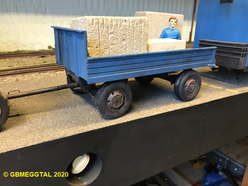 Strassenanh_nger_04