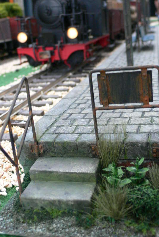 Bahnsteigende