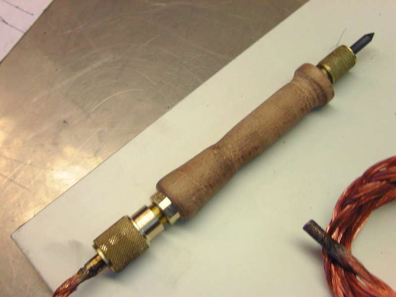 Kohlehalter_und_kabel_6