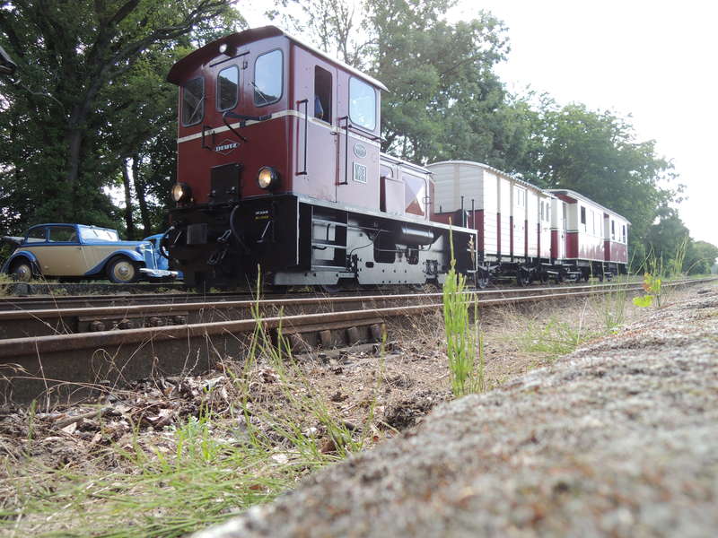 Blick von der Bahnsteigkante