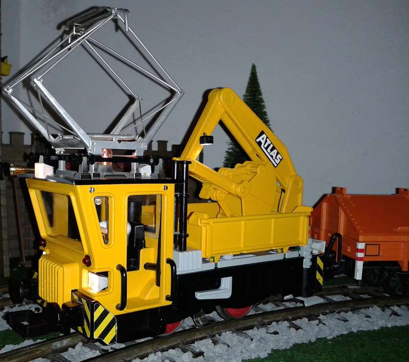Die Bauzuglok bei Oberleitungsbetrieb