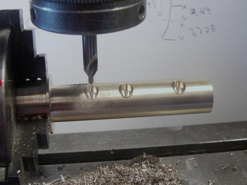 Bohrungen Reinigungsdeckel