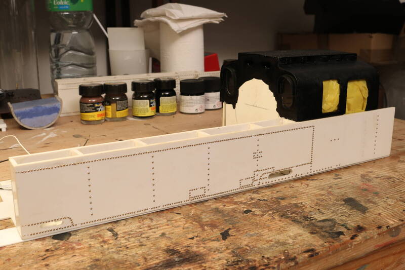 SHE570974