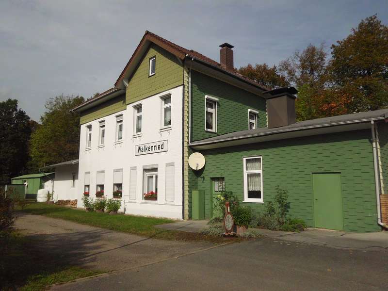 SHE0025