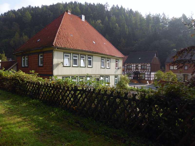 SHE0243