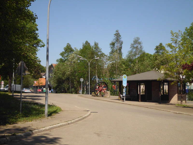 SHE3839