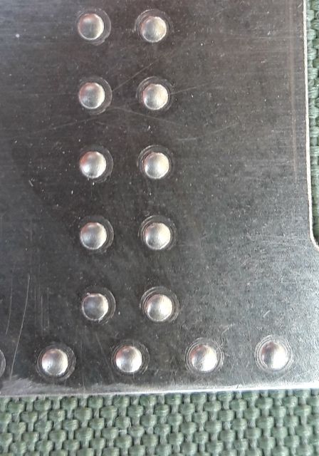 Rivets01