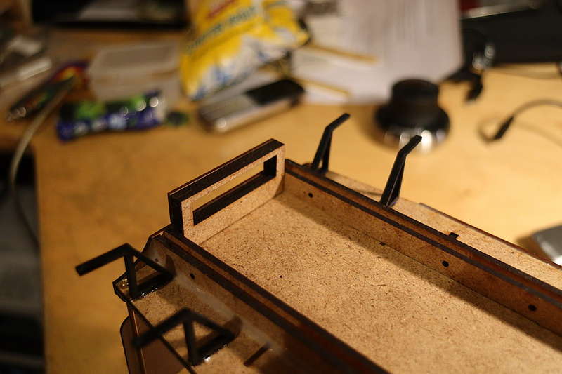 055_step-holder_assembled