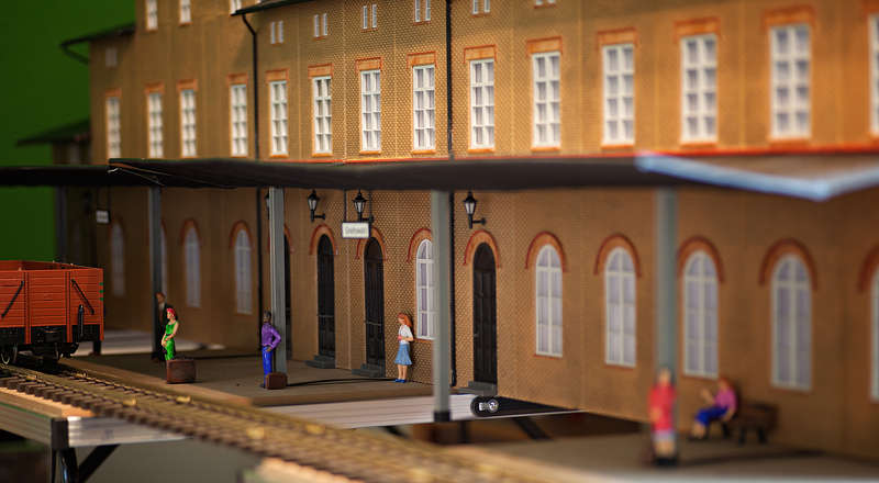 Bahnseite