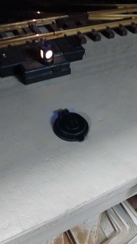 USB-Ladebuchse (Kfz) im Schattenbahnhof